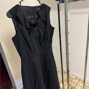 Jessica Howard Size 10 V-neck ruffle dress Black Never Worn